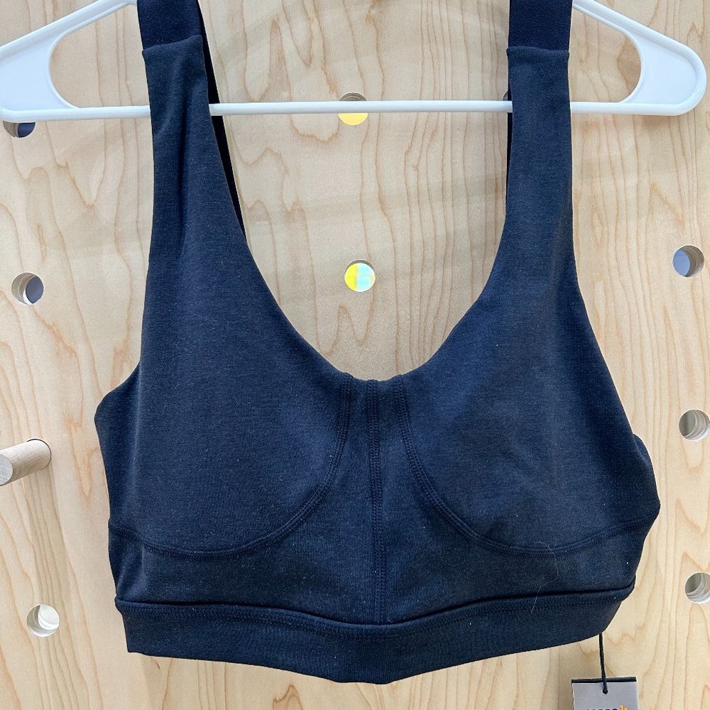 MONO B - Strappy Sports Bra